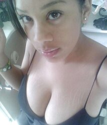 Teenie Bosom Queens