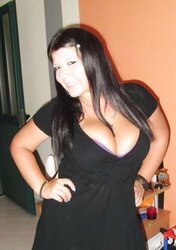 Teenie Bosom Queens