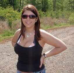 Teenie Bosom Queens