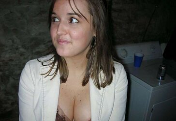 Teenie Bosom Queens