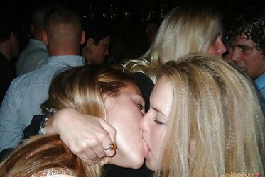 Tramps smooching cocksluts
