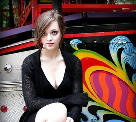 Tribute to eighteen teenager