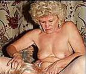 Granny EFFIE en een paar andere geile omas