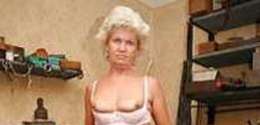 Granny EFFIE en een paar andere geile omas