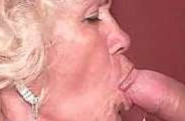 Granny EFFIE en een paar andere geile omas