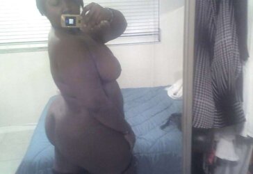 EBONY INEXPERIENCED CHICKS - SELF PHOTOS V