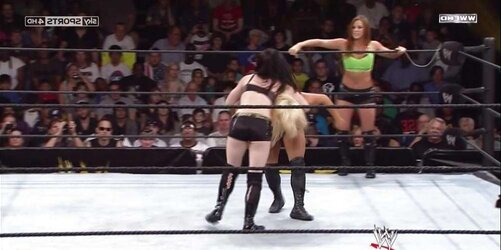 Britani Knight aka Paige WWE wrestling honey bevy