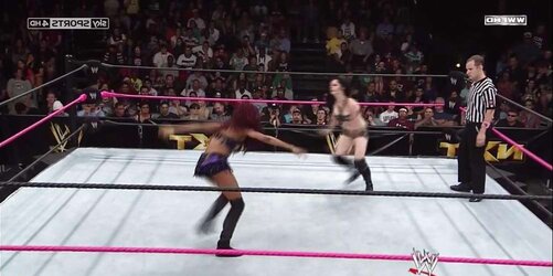 Britani Knight aka Paige WWE wrestling honey bevy