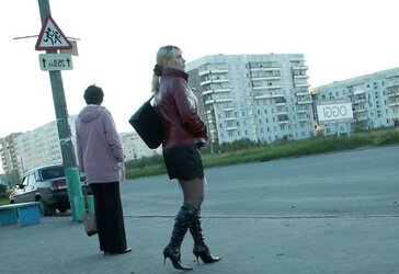 Shoe sluts Stiefel Schlampen