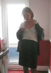 Wonderful mature chick does hotel undress
