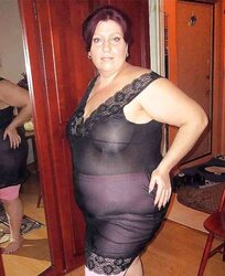 Mature dolls in thongs!