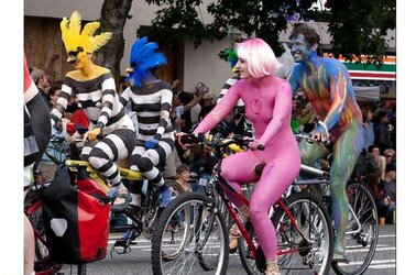 Bare Painted Gals in Public Fetish Gallery