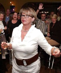 She left behind her brassiere 38.