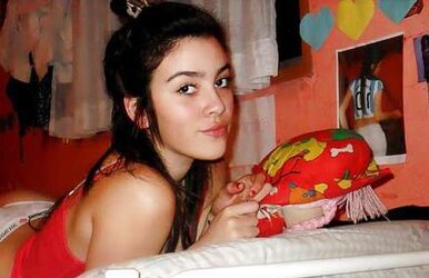 Una Nina Linda