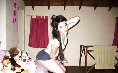 Una Nina Linda