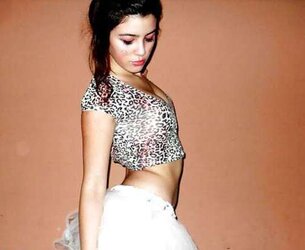Una Nina Linda