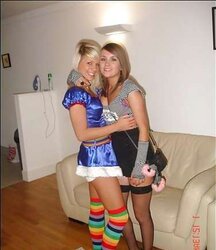 Amateurs in ebony tights