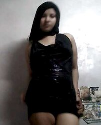 HIJAB BITCH ON WEBCAM