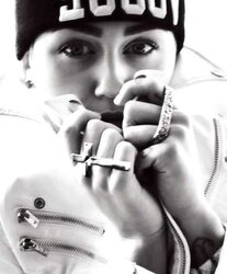 Miley Cyrus super Cool
