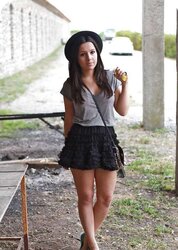 French bloggers Mode with wonderful gams