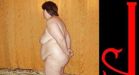 Nude posing in victim
