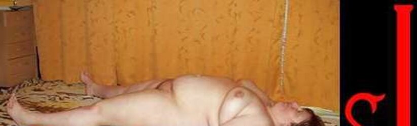 Nude posing in victim