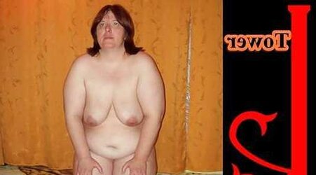 Nude posing in victim