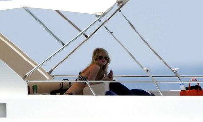 Avril Lavigne bathing suit again in St Tropez