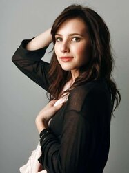 Emma Roberts
