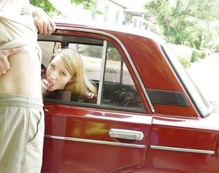 Mummies matures public bj set