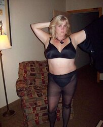Chubby housewife in ebony underwear
