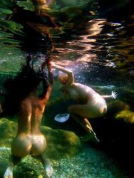 Super-Steamy Gals In Cold Water