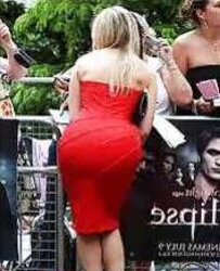 My favorite celebs- Holly Willoughby