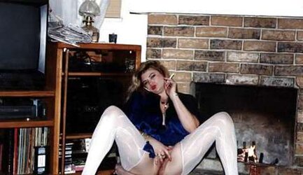 Retro vulvas