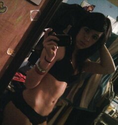 Teenager highly fabulous 18yr old who use to send me her pictures