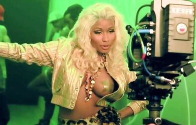Kim K vs Nicki Minaj - Who