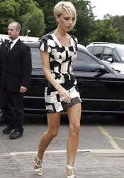 Victoria Beckham - Scorching Gams