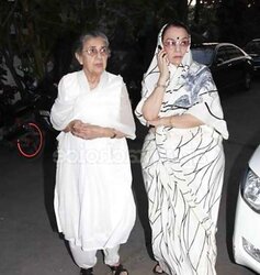 ASHA PAREKH AMPLE GRANNY ARSE