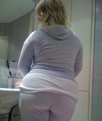 SUPER SUPER-STEAMY MATURE WIFEY