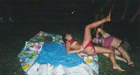Flash Your Baps