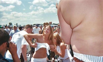 Flash Your Baps