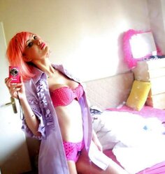 Turkish-Esra-Ceyda Ersoy (Celebrities) Fresh Photo