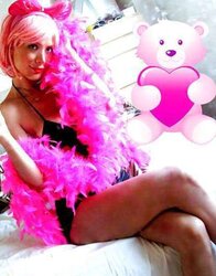 Turkish-Esra-Ceyda Ersoy (Celebrities) Fresh Photo