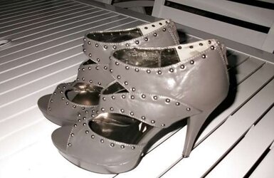 Von Monika die High High-Heeled Shoes