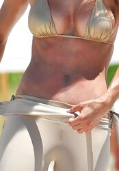 Michelle Hunziker uber-sexy FRESH Bathing Suit Pictures