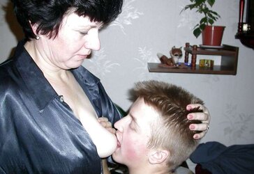 Matures likes to give jug to youthfull folks X