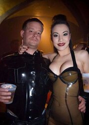 Super-Steamy Emo Gothic Punk Fledgling Stunners