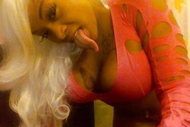 Mischievous hoe