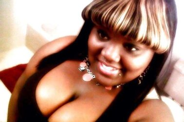 Ebony azz tormentor