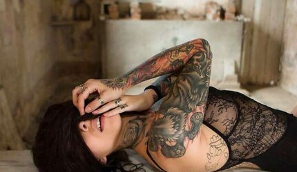 TATS DANCING THROUGH MY HEAD...